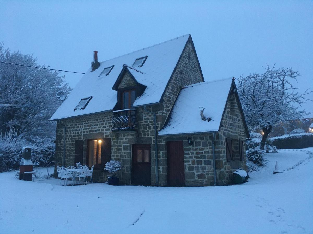 The Gingerbread House Cottage Beauficel Dış mekan fotoğraf